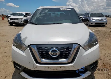 2018 Nissan Kicks S z USA, uszkodzony, nr VIN 3N1CP5CU3JL508880